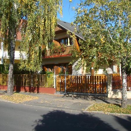 Viragoskert Apartman Héviz Zewnętrze zdjęcie